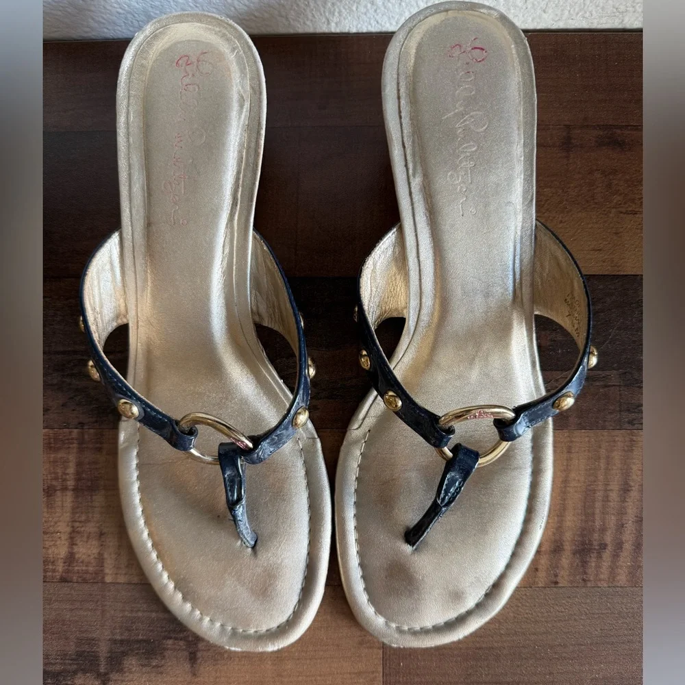Lily Pulitzer Navy Patent Wedge Sandals✨ - Picture 2 of 8